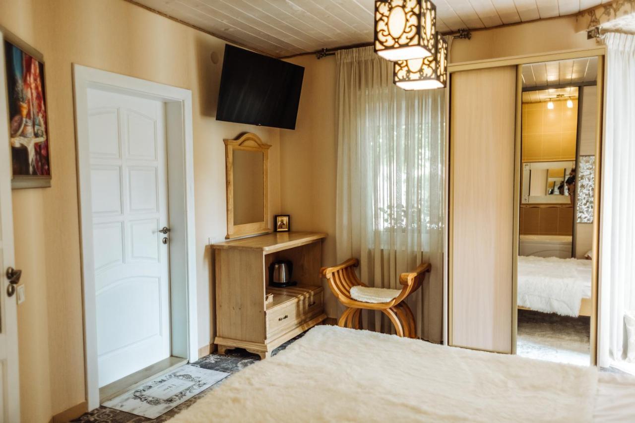 Hotel Velyka Vedmedytsya ياريمتشي المظهر الخارجي الصورة