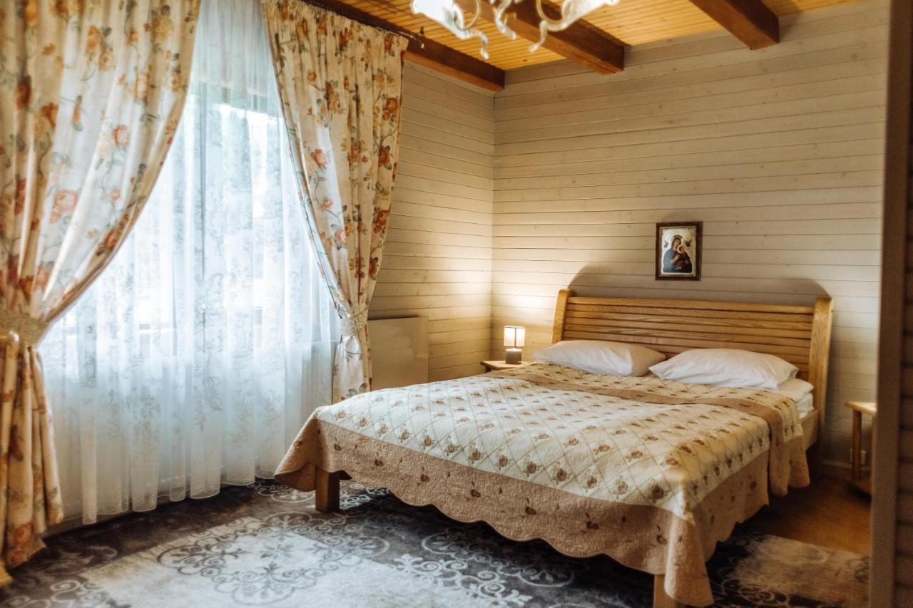 Hotel Velyka Vedmedytsya ياريمتشي المظهر الخارجي الصورة